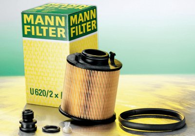 Filtro_de_urea_es_el_ultimo_en_llegar_como_este_de_Mann_para_los_modernos_sistema_diesel_SCR(Ad_Blue)_de_mercedes