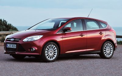 2011_Ford_Focus_400