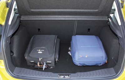 2011_Ford_Focus_403