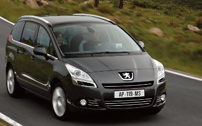2011_Los_Peugeot_CMP_400