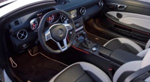 2011_Mercedes_SLK_55_AMG_401