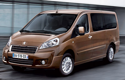 2012_Peugeot_Expert_01