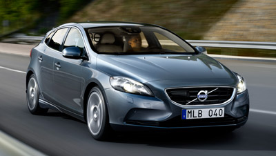 2012_07_Volvo_v40_01
