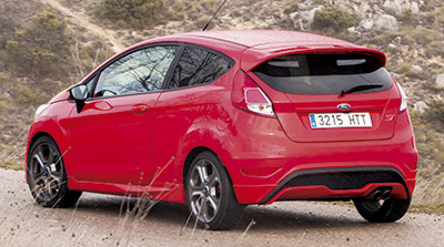 may14_ford_fiesta_st_03
