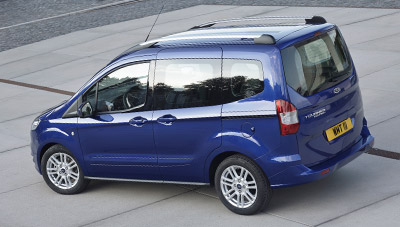 may14_ford_tourneo_courier_02