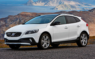 Volvo V40 D4