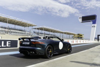Jag_F-TYPE_Project_7_LMC_Image_060714_02 [400x300]