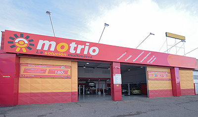 Taller Motrio fachada (400x236)
