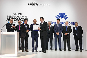 El Salón del Automóvil distingue al diseñador italiano de coches Walter de Silva