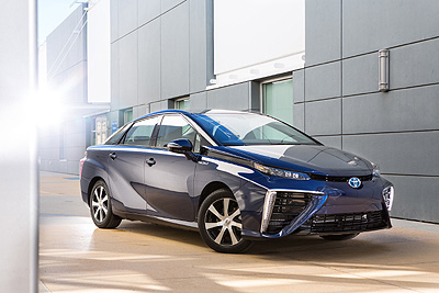 TOYOTA MIRAI: LA INNOVACIÓN DE LA DÉCADA