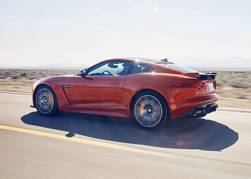JAGUAR_F-TYPE_SVR_200MPH_HERO_07 500