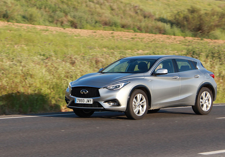 Prueba: Infiniti Q30 1.5d Premium 7DCT