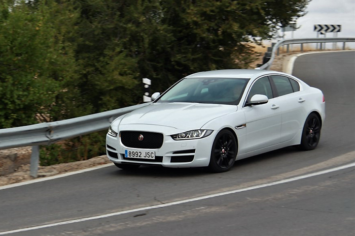 Prueba: Jaguar XE 2.0d 180 RWD Prestige