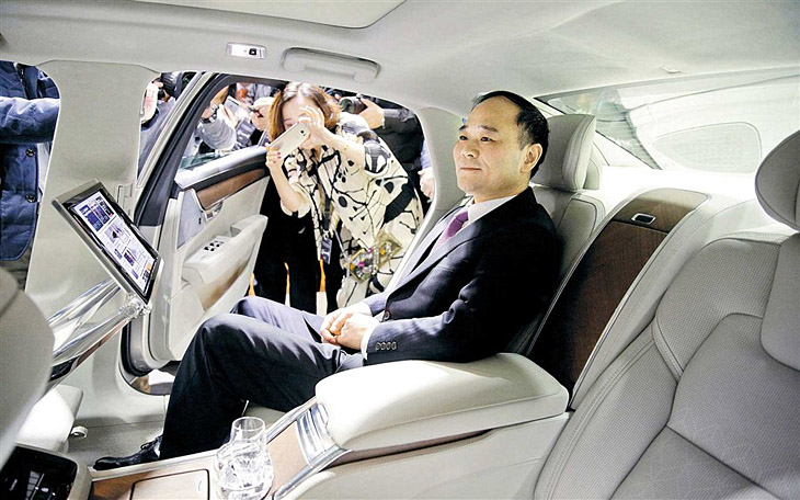 El magnate de Geely ya tiene el 10% de Daimler