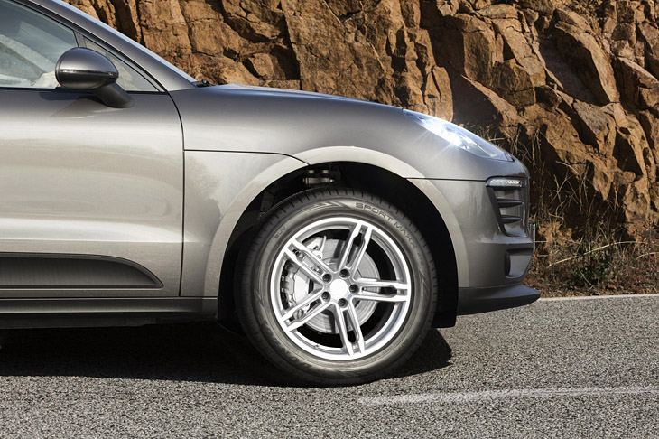 Dunlop Sport Maxx RT2 SUV