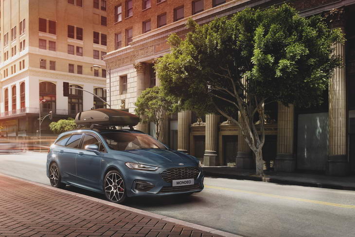 El Ford Mondeo electrifica por completo su gama gasolina