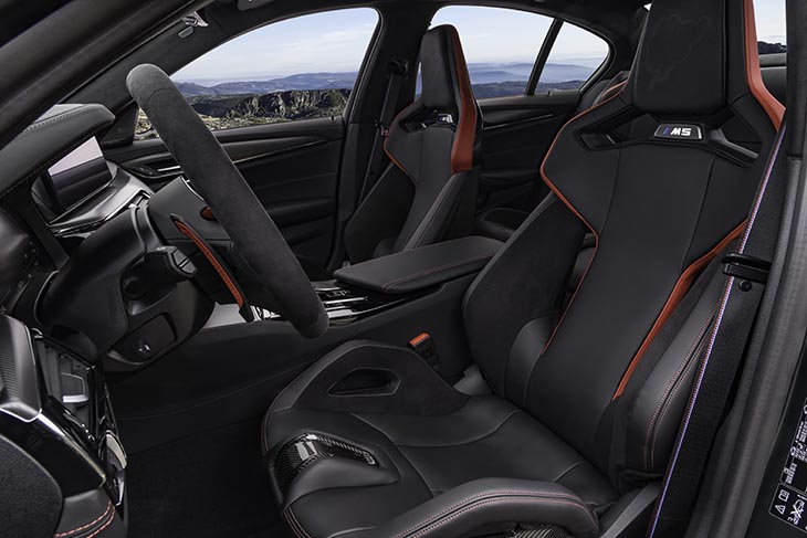 bmw-m5-cs-2021-asientos-delanteros