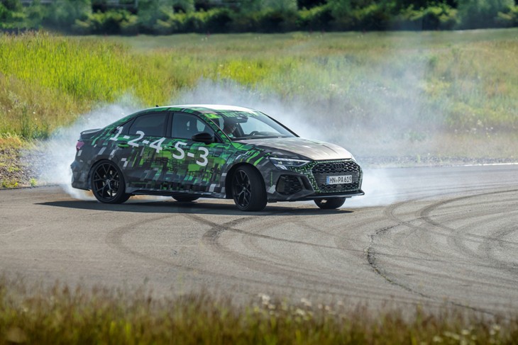 El futuro Audi RS 3, con RS torque splitter