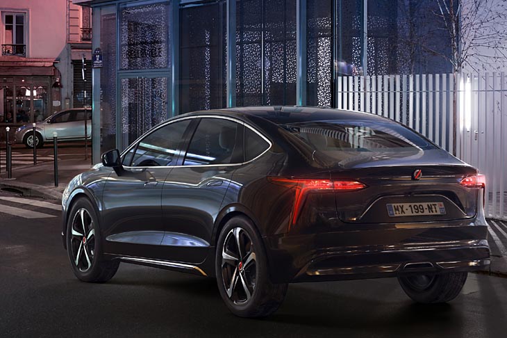 Mobilize Limo: la berlina eléctrica destinada a VTC y taxis