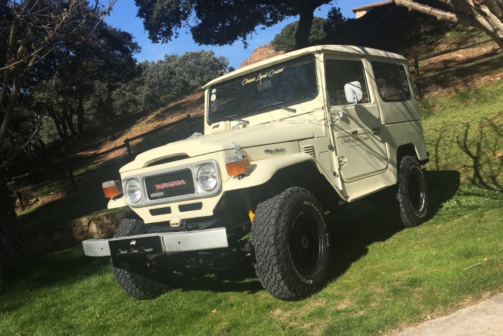 El Toyota Land Cruiser 40, con recambios originales de nuevo