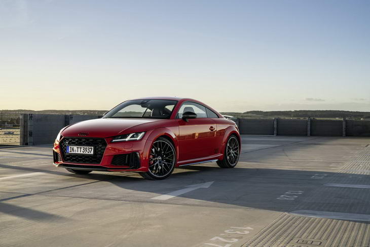 Audi TT Tourist Trophy, solo en coupé