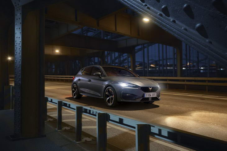 El Cupra León con nuevas versiones de acceso