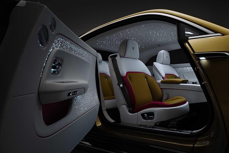Rolls-Royce Spectre 2023 interior asientos