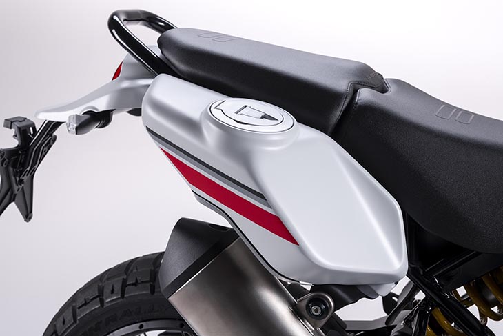 Ducati DesertX 2022 (Primera prueba)