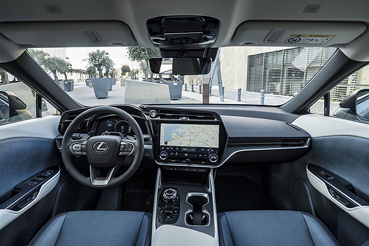 Lexus RZ 450e: Coche de Vanguardia del Año 2023