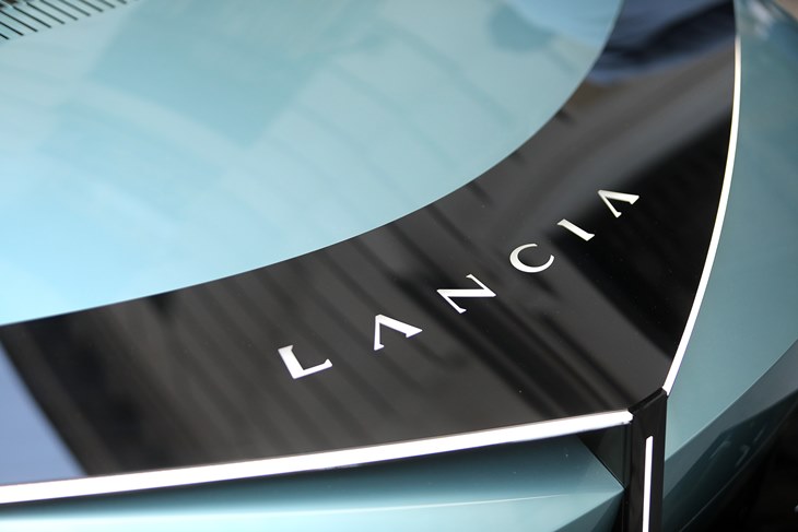 El Lancia Ypsilon se fabricará en España en 2024