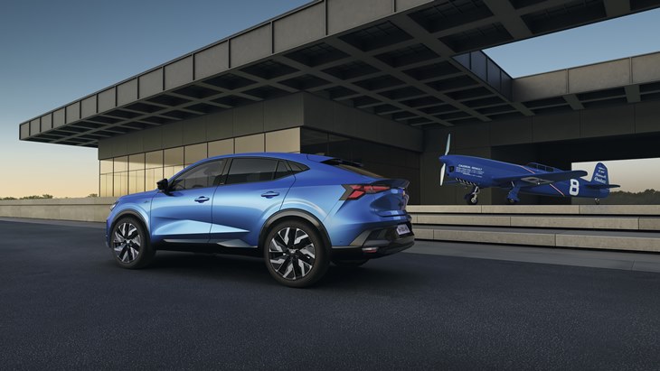 Renault Rafale: el nuevo buque insignia es un SUV coupé