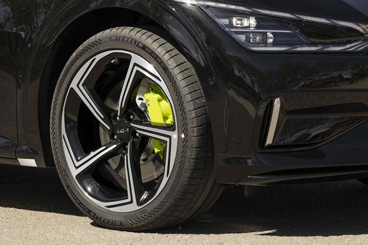 Un nuevo sistema de frenos que va revolucionar la seguridad en el automóvil