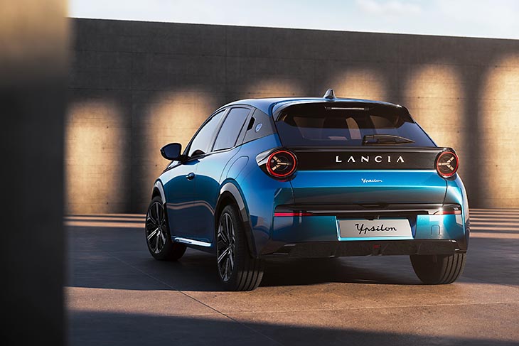 Lancia Ypsilon 2024