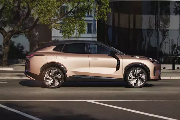 Lynk & Co 08: estrena tecnología PHEV