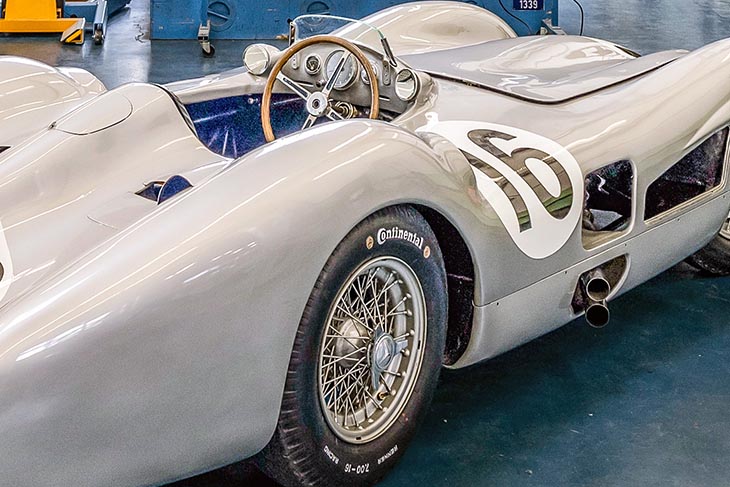 El Mercedes-Benz W 196 R de 1954 se convierte en el monoplaza más valioso jamás subastado