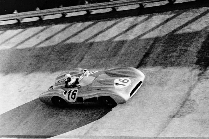 El Mercedes-Benz W 196 R de 1954 se convierte en el monoplaza más valioso jamás subastado