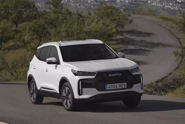 Ebro s400: nuevo SUV urbano presentado en Barcelona