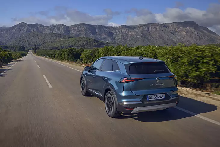 Renault Symbioz 2025: con nuevos motores Full Hybrid E-Tech 160 CV y mild hybrid 140 CV