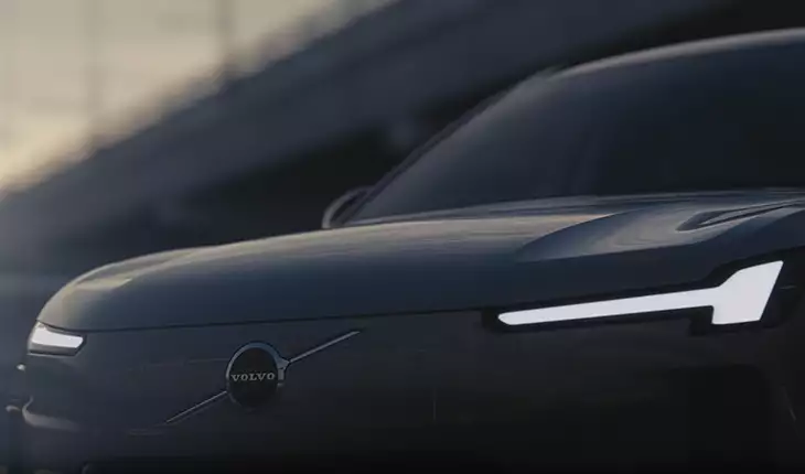 Volvo XC70 2026: regresa como SUV híbrido enchufable de gran autonomía