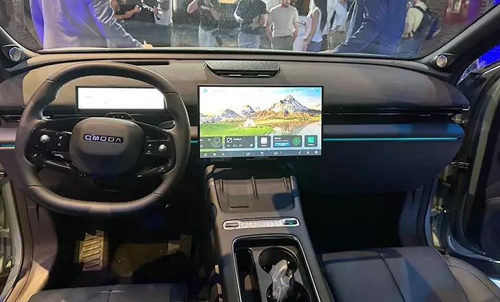 Omoda 7 SHS: tecnología e interior prometedores