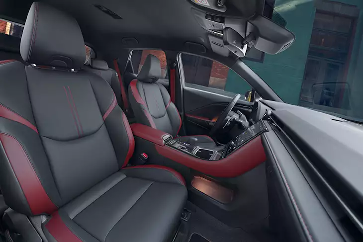 Lexus LBX Vibrant Edition