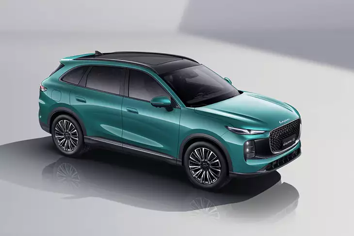 LEPAS L8: el nuevo premium global