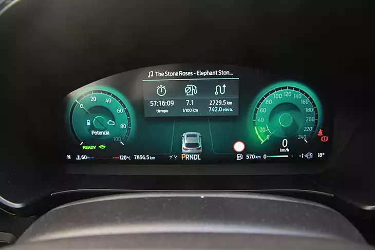 Prueba: Ford Kuga FHEV AWD ST-Line X 2025