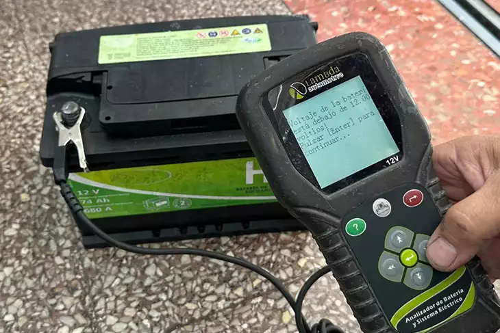 ¿Qué es una batería auxiliar?