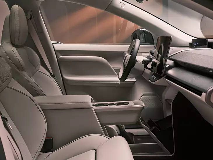 Volvo EX60: 100 % eléctrico y con versión Cross Country