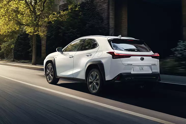 Lexus UX 2026: con nuevo acabado F SPORT LEGEND