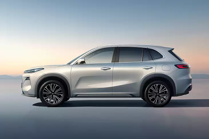 Los Geely Starray EM-i y Geely E5 ya tienen precios