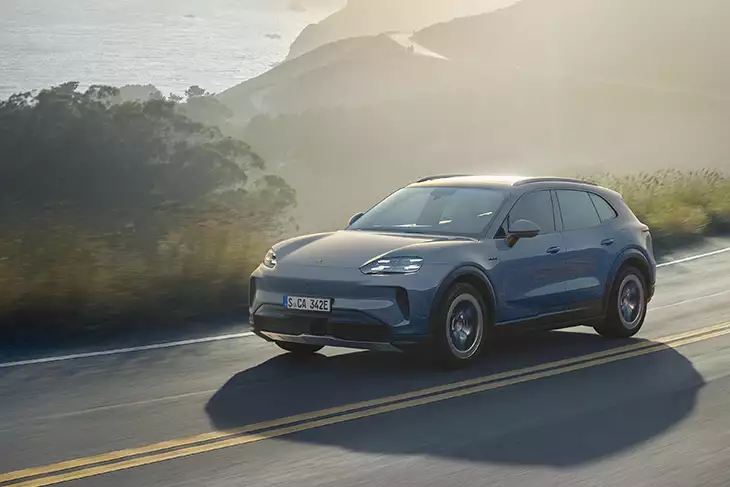 Porsche Cayenne S Electric 2026