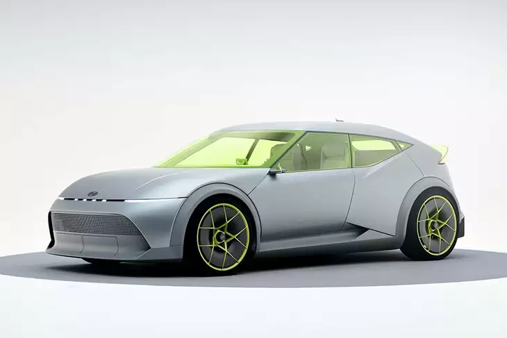 Hyundai IONIQ 3: debut en Milán