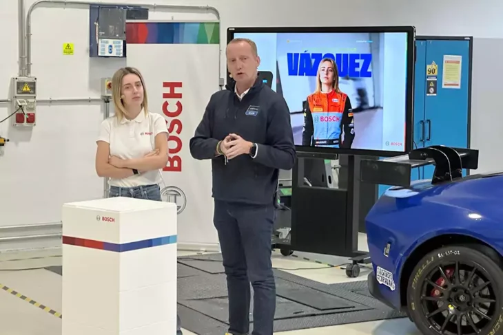 Alba Vázquez renueva el respaldo de Bosch